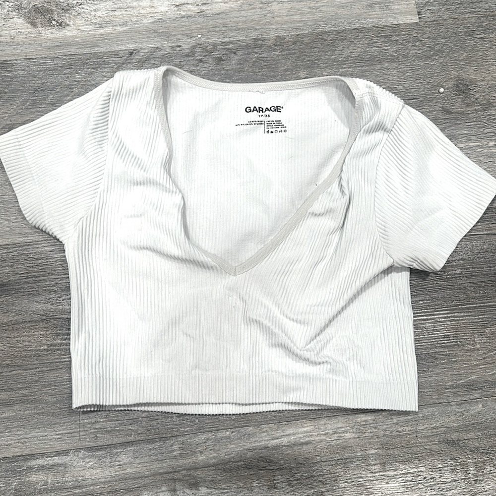 GARAGE cropped shirt
